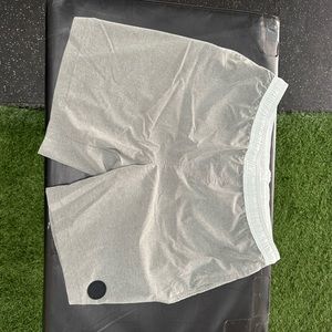 Mens Chubbies 7in. Hybrid Shorts.  Light Grey. 7inch inseam..